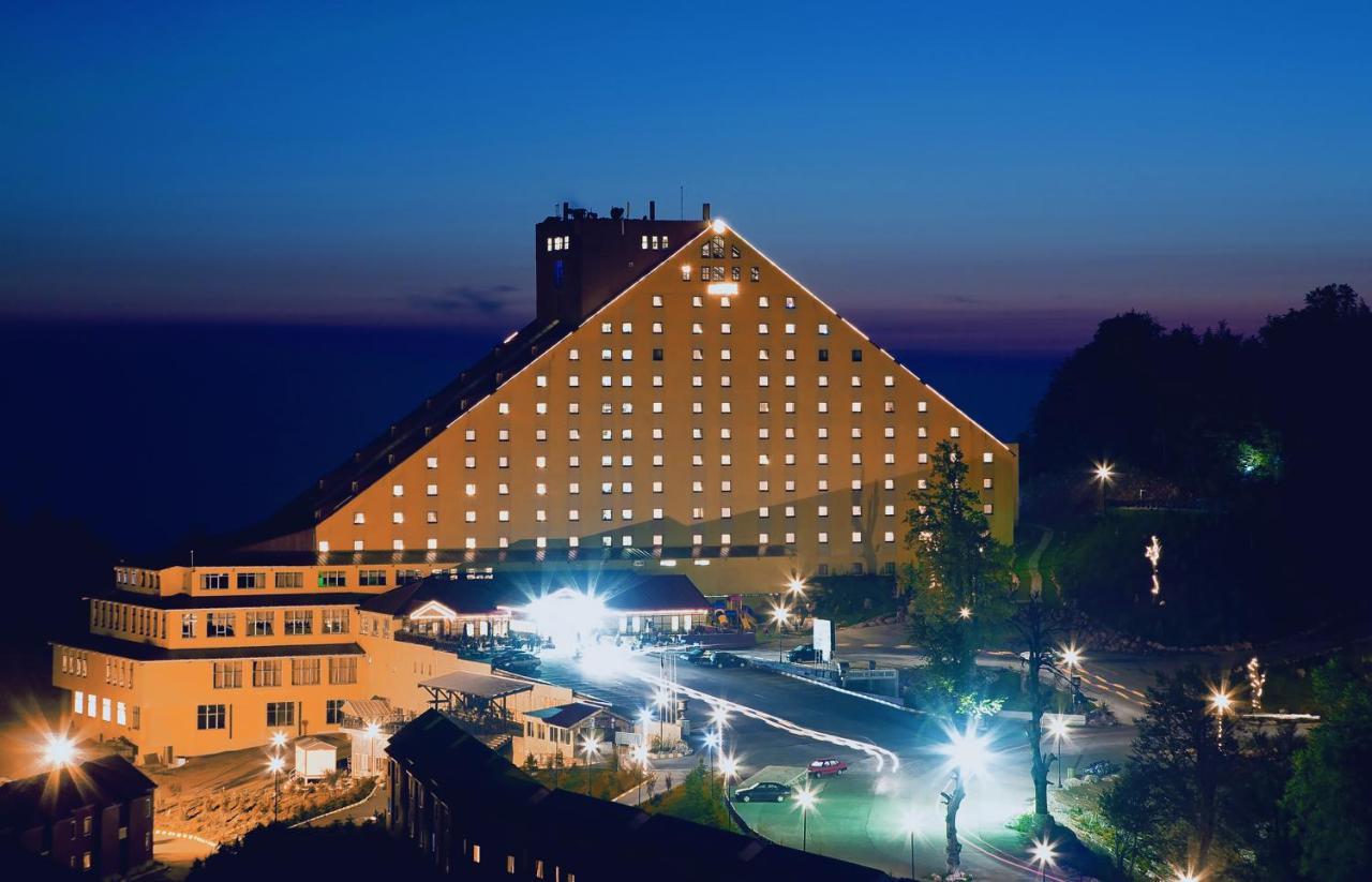 The Green Park Kartepe Exterior photo